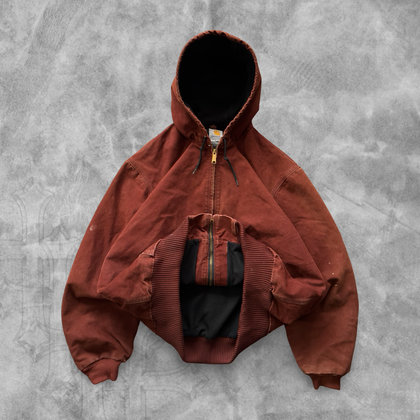 Rustic Red Carhartt Hooded Jacket  2000s (XL)