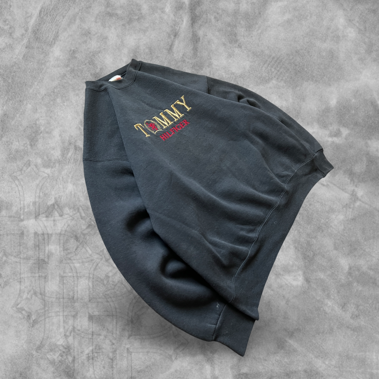 Black Tommy Hilfiger Sweatshirt 1990s (L)