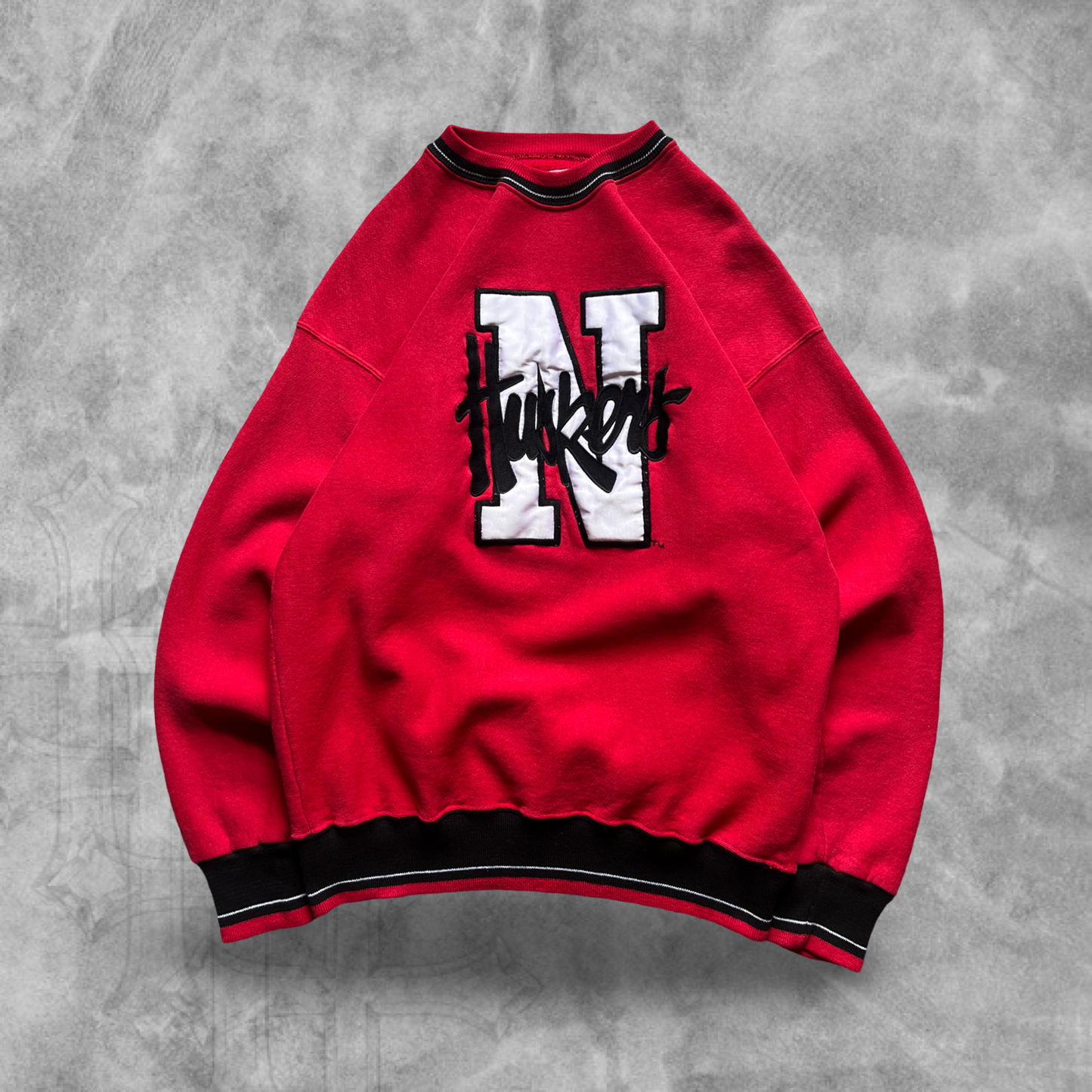 Red Nebraska Cornhuskers Sweatshirt 1990s (M)