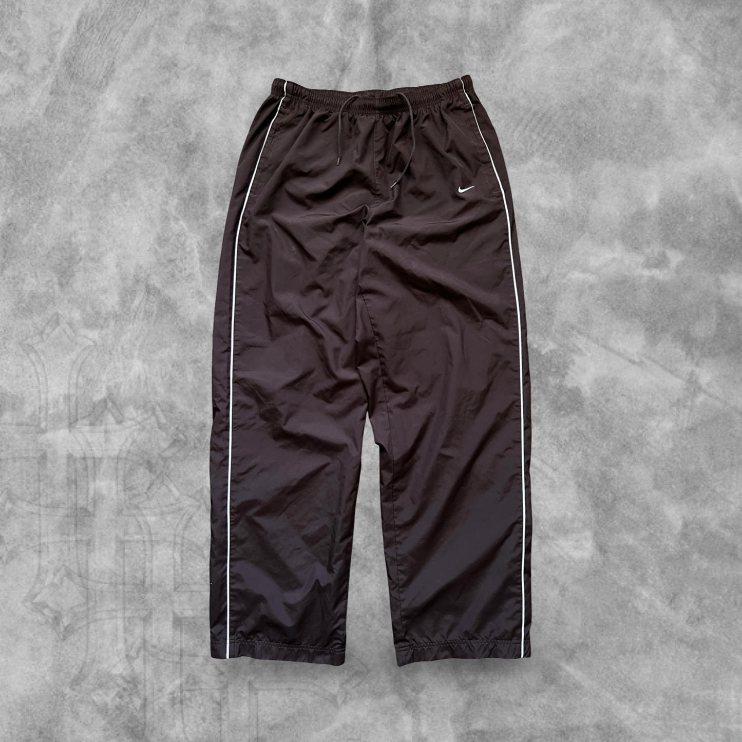 Chocolate Brown Nike Essential Track Pants 2000s (L)