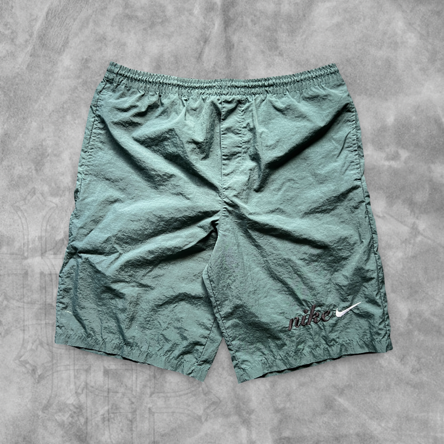 Forrest Green Nike Essential Shorts 1990s (XL)