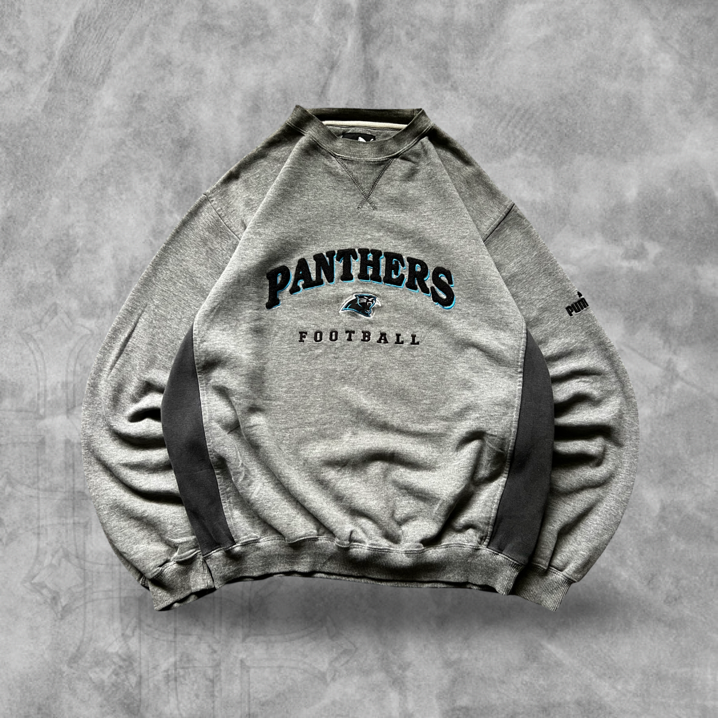 Charcoal Grey Carolina Panthers Sweatshirt 2000s (L)