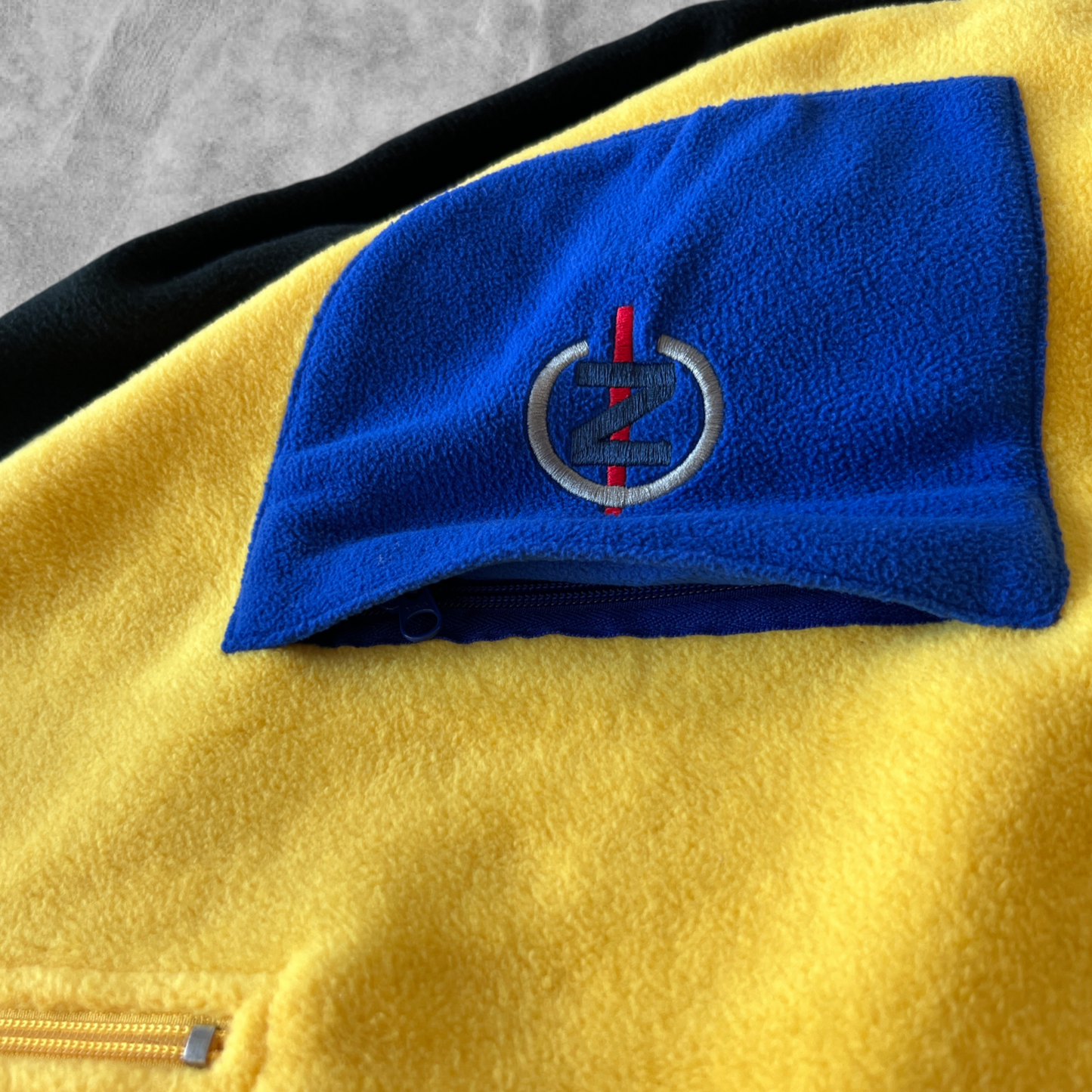 Yellow Nautica Competition Tech Fleece 1990’s (XL)