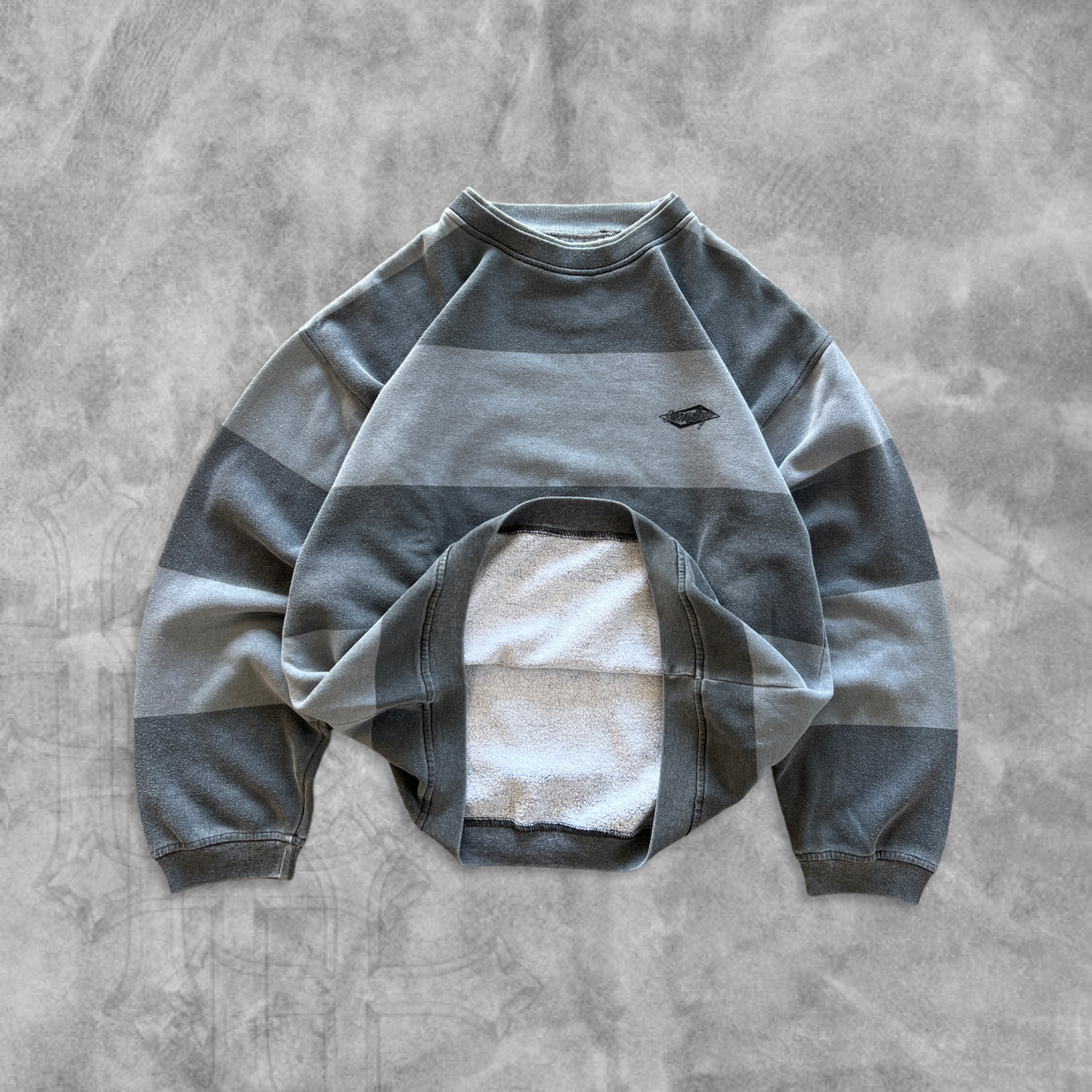Gray Striped Saturday Sweatshirt 1990s (L)