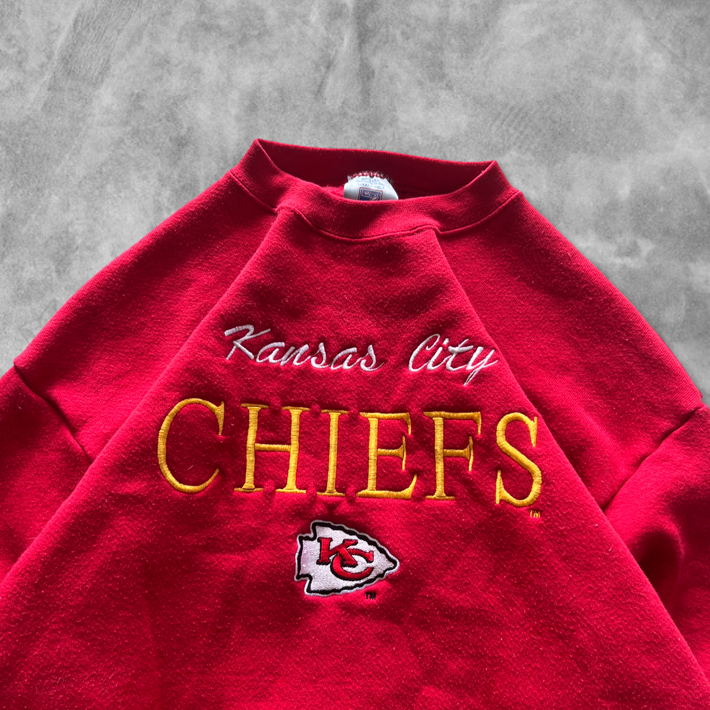 Cherry Red Kansas City Chiefs Sweatshirt 1990s (L)