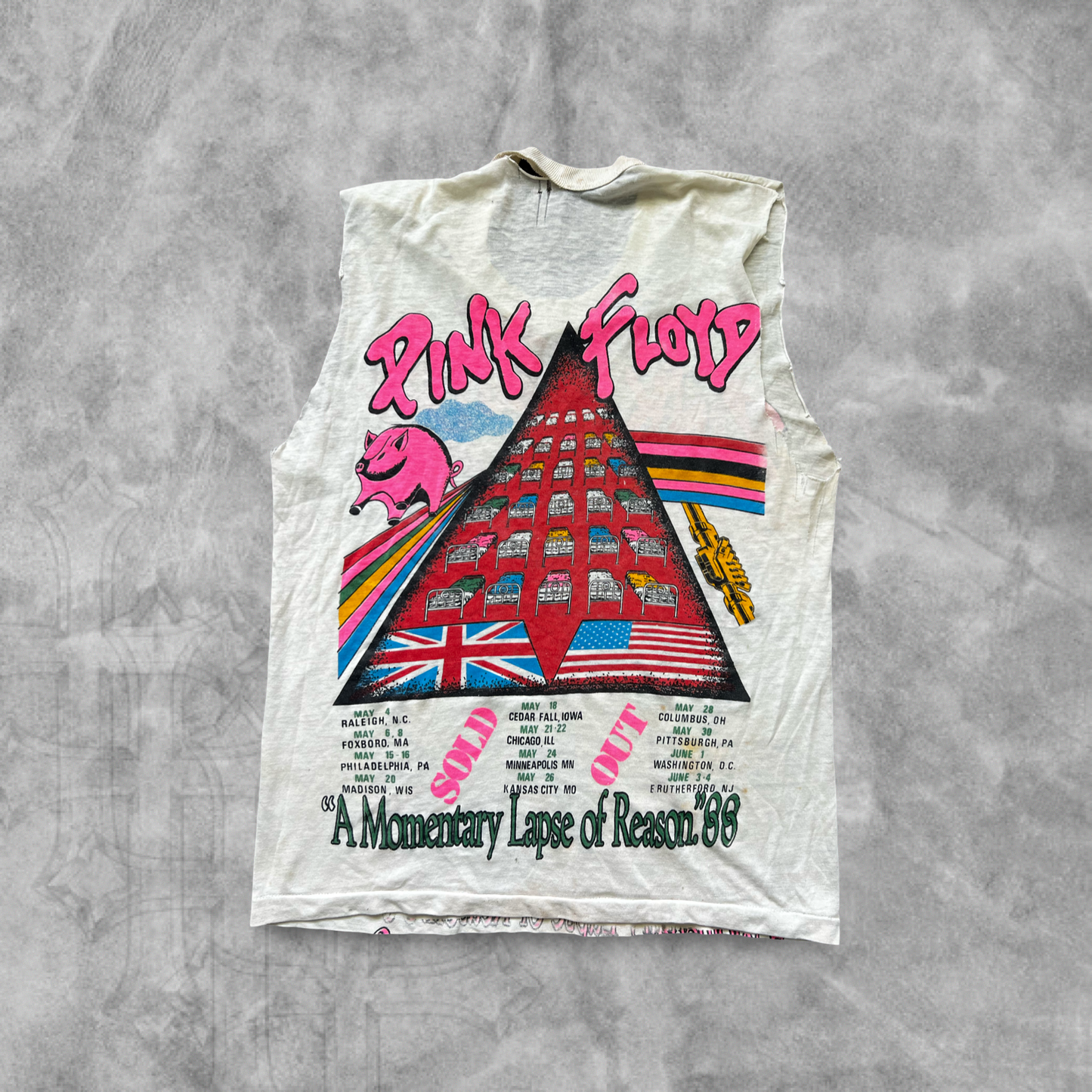 Pink Floyd The Wall Cut-off Shirt 1990s (S)