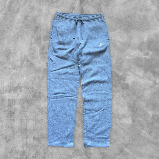 Light Grey Nike Essential Sweatpants 2000s (M)