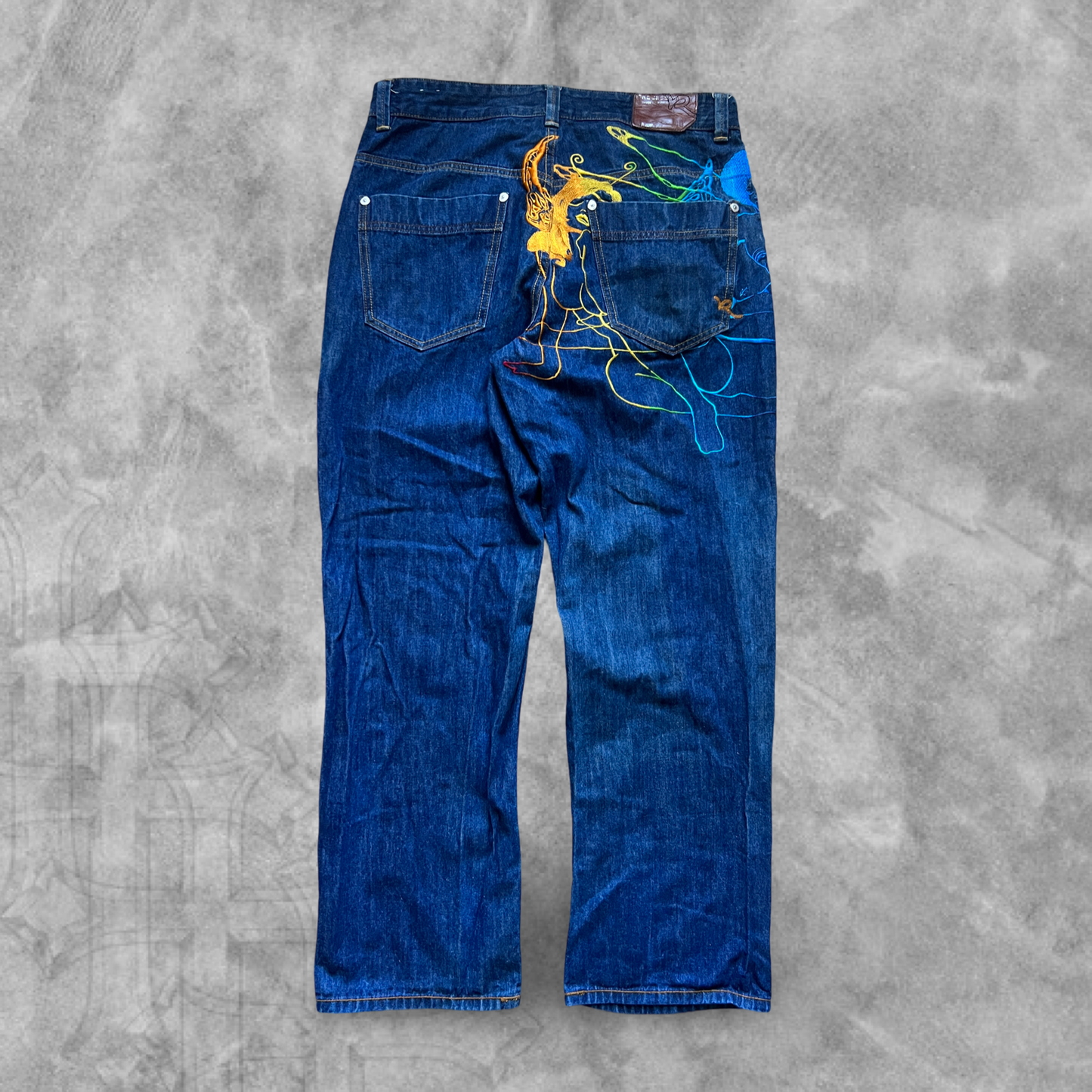 Denim Embroidered Lady’s Roca Wear Baggy Jeans 1990s (36x32)