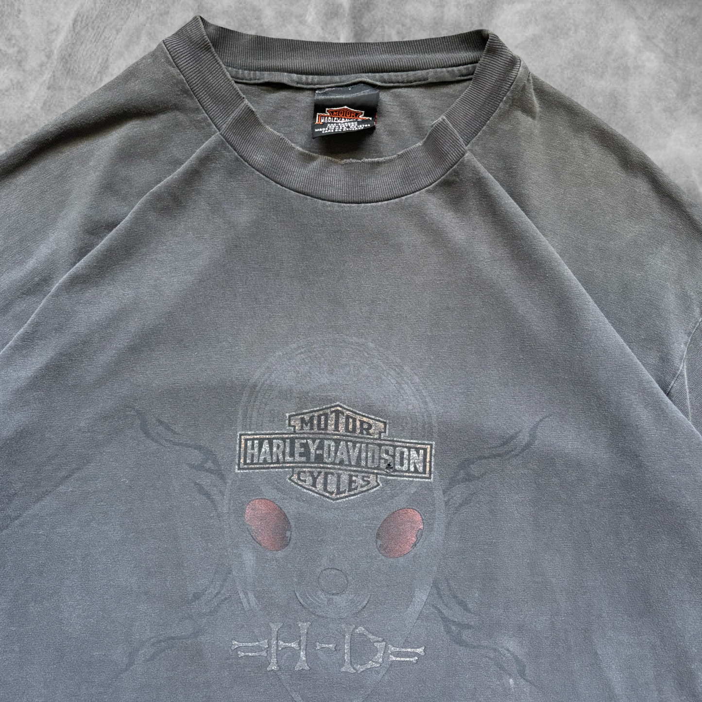 Faded Black Harley Davidson Alien  Shirt 1990s (XL)