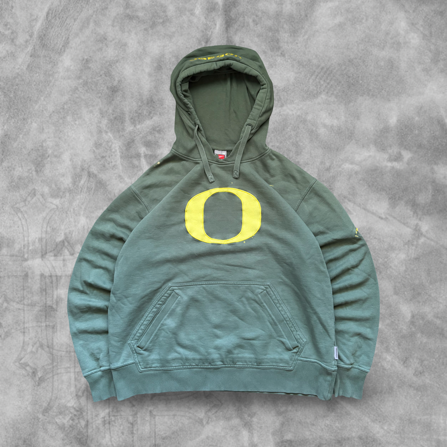Green Oregon Nike Hoodie 2000s (L)