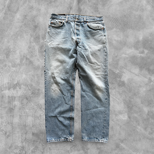 Faded Denim Levi 501’s 1990s (34x30)