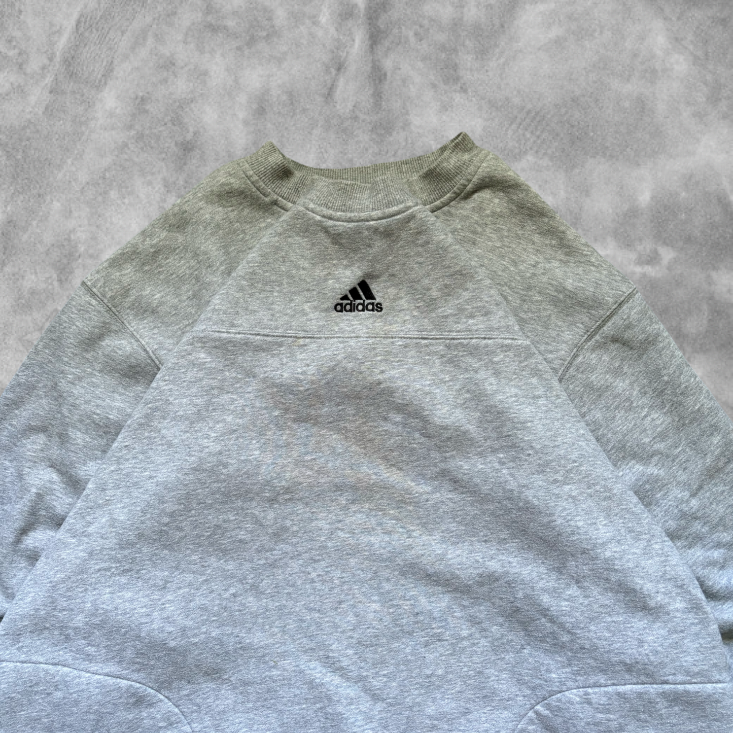 Grey Adidas Sweatshirt 1990s (XL)