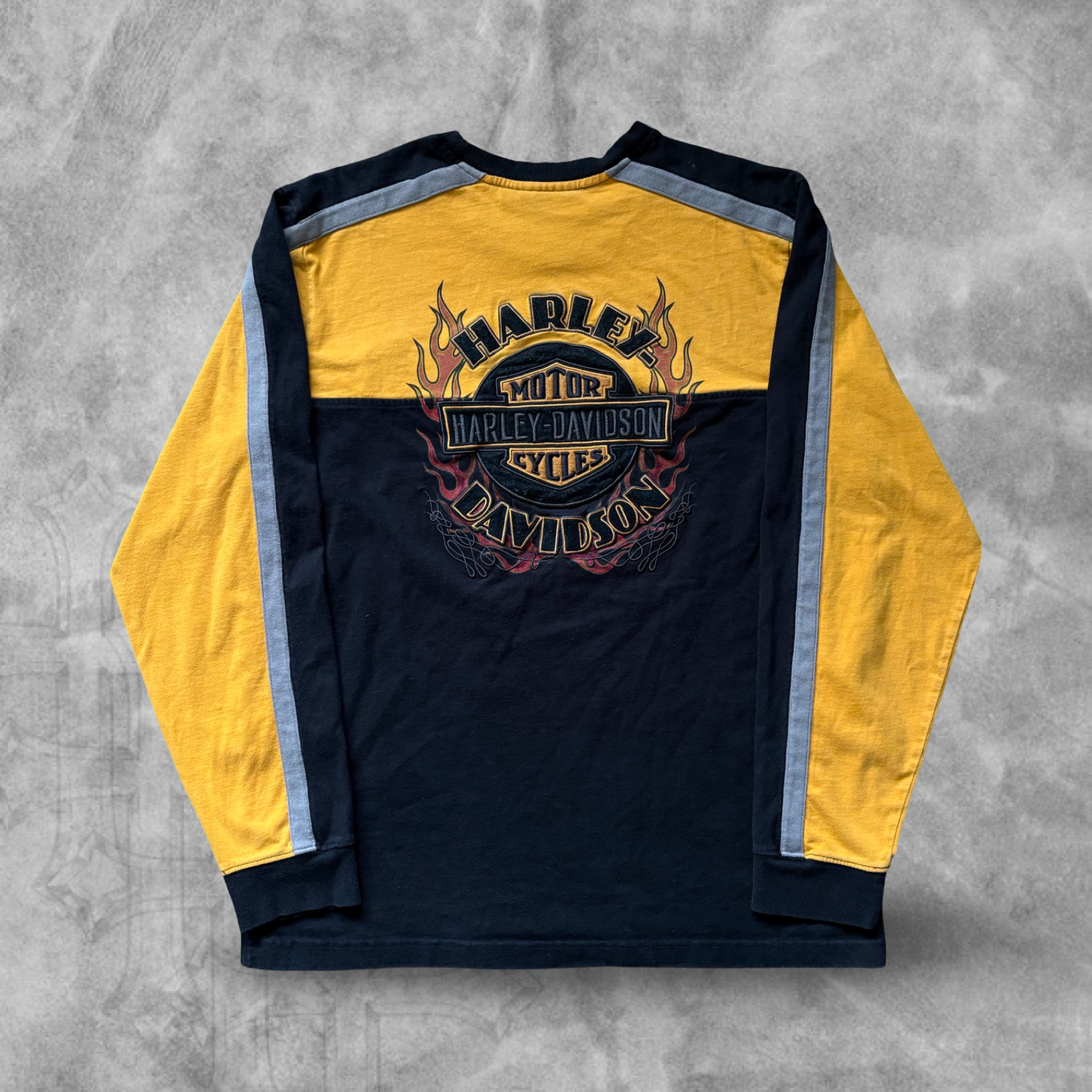 Yellow Harley Davidson Flame Emblem Long Sleeve Shirt 1990s (L)