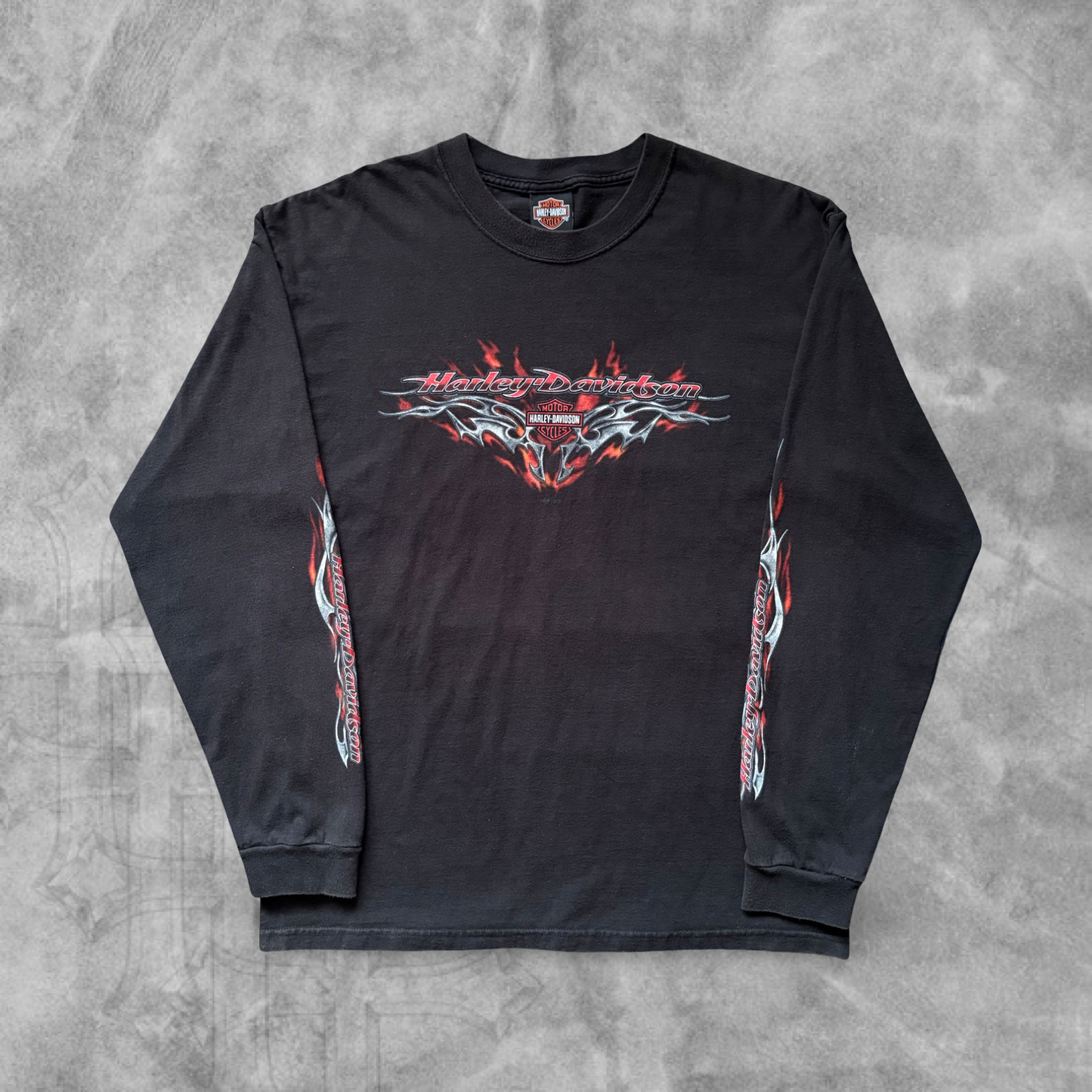 Black Harley Davison Metal Flame Long Sleeve Shirt 2000s (L)